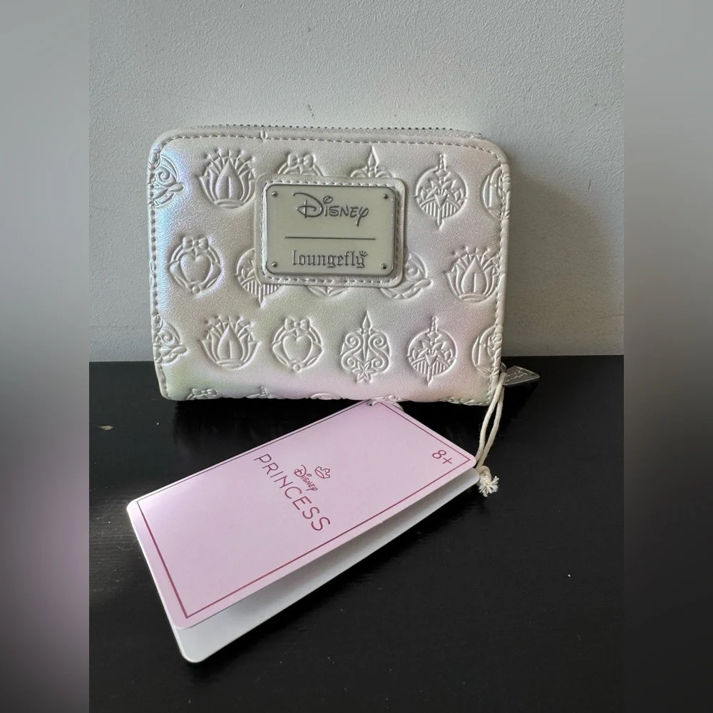 Loungefly Disney Princess Bows Icons Iridescent Wallet - Picture 7 of 7